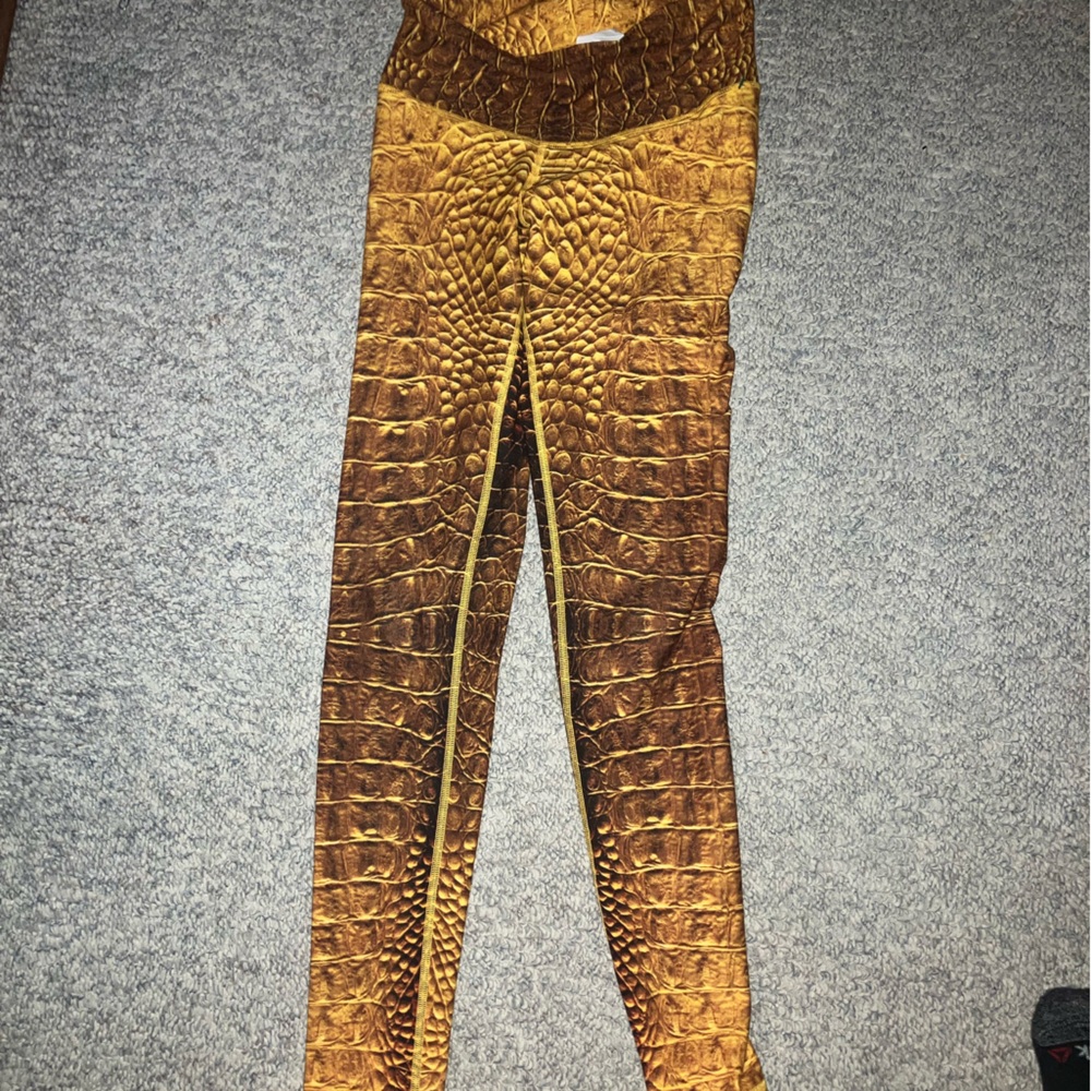 NIYAMA SOL designer high waisted crocodile print leggings yoga pants size small